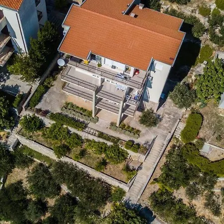 Solar Nemira-omis *