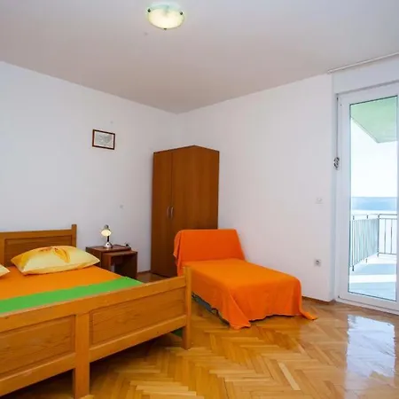 Apartamento Solar Nemira-omis Omiš